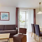 Appartementhaus Binzer Sterne 50 * Binz