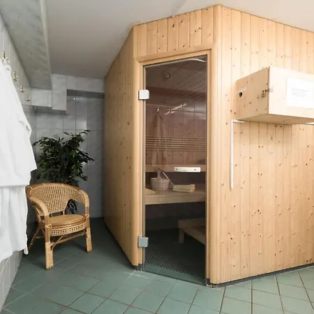 Appartementhaus Binzer Sterne 50 *